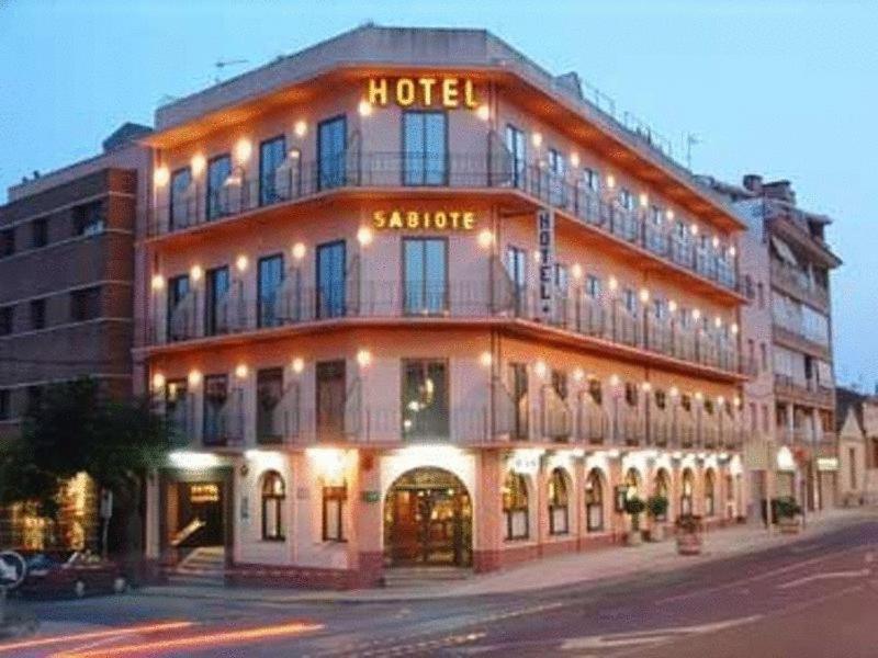 Hotel Sabiote Pineda de Mar Bagian luar foto