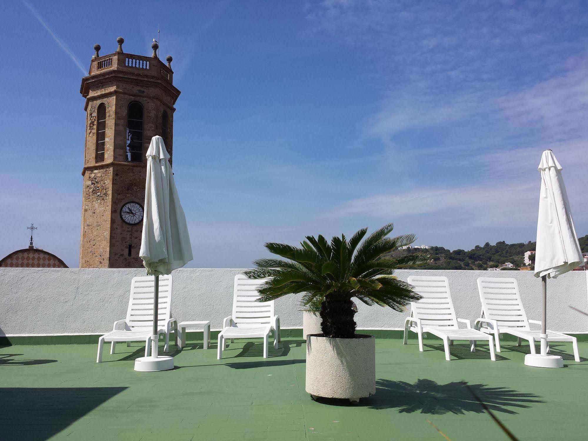 Hotel Sabiote Pineda de Mar Bagian luar foto